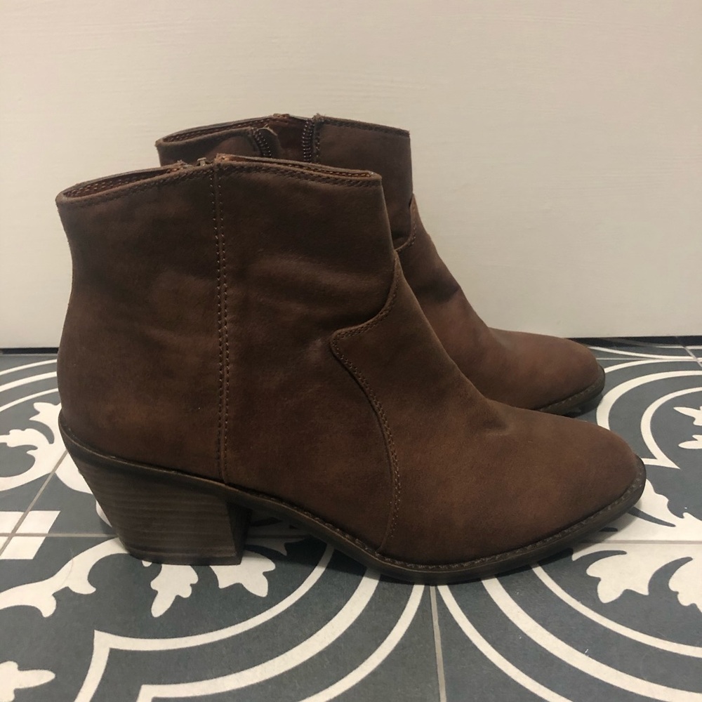 Lucky Brand Brown Ankle Boot Size 9